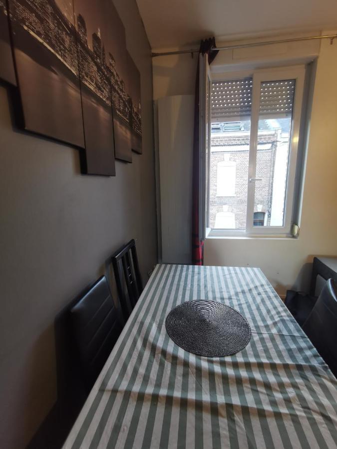 Très Calme Avec 2 Chambres Indépendantes Près Du Centre Ville *